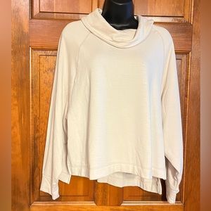 Old Navy Cowl Neck Cropped Sweatshirt size Large